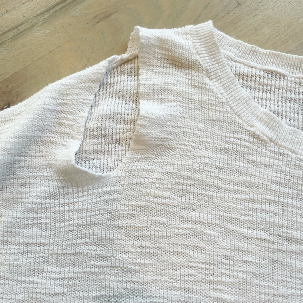 Express Cold Shoulder Tunic - Picture 3 of 5